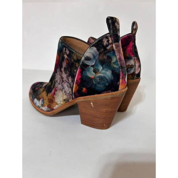 Sofft Tamela Women's size 7.5 Floral Boho Velvet Booties Ankle Boots Shoes - Picture 13 of 15